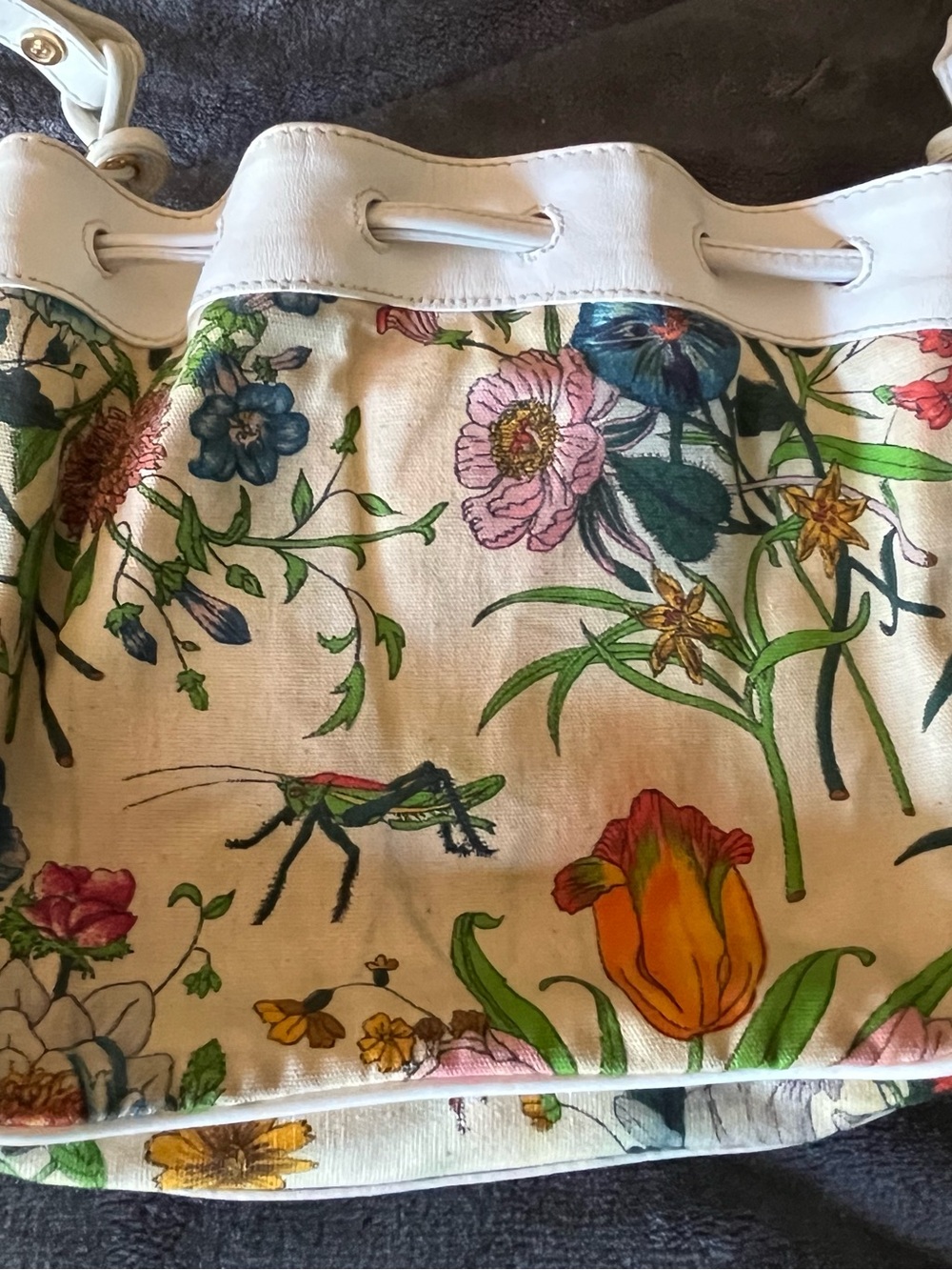 Authentic Gucci small Floral Drawstring Shoulder Bag - Picture 4 of 6
